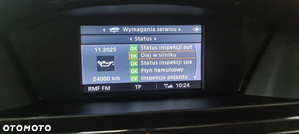 BMW Seria 3 320d DPF Touring - 12