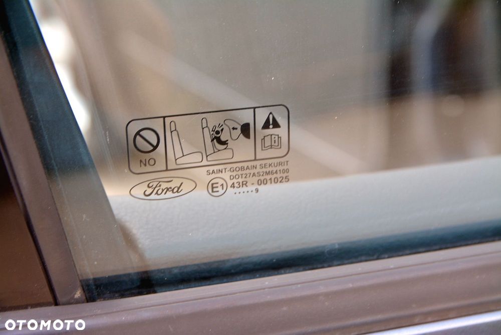 Ford S-Max - 28