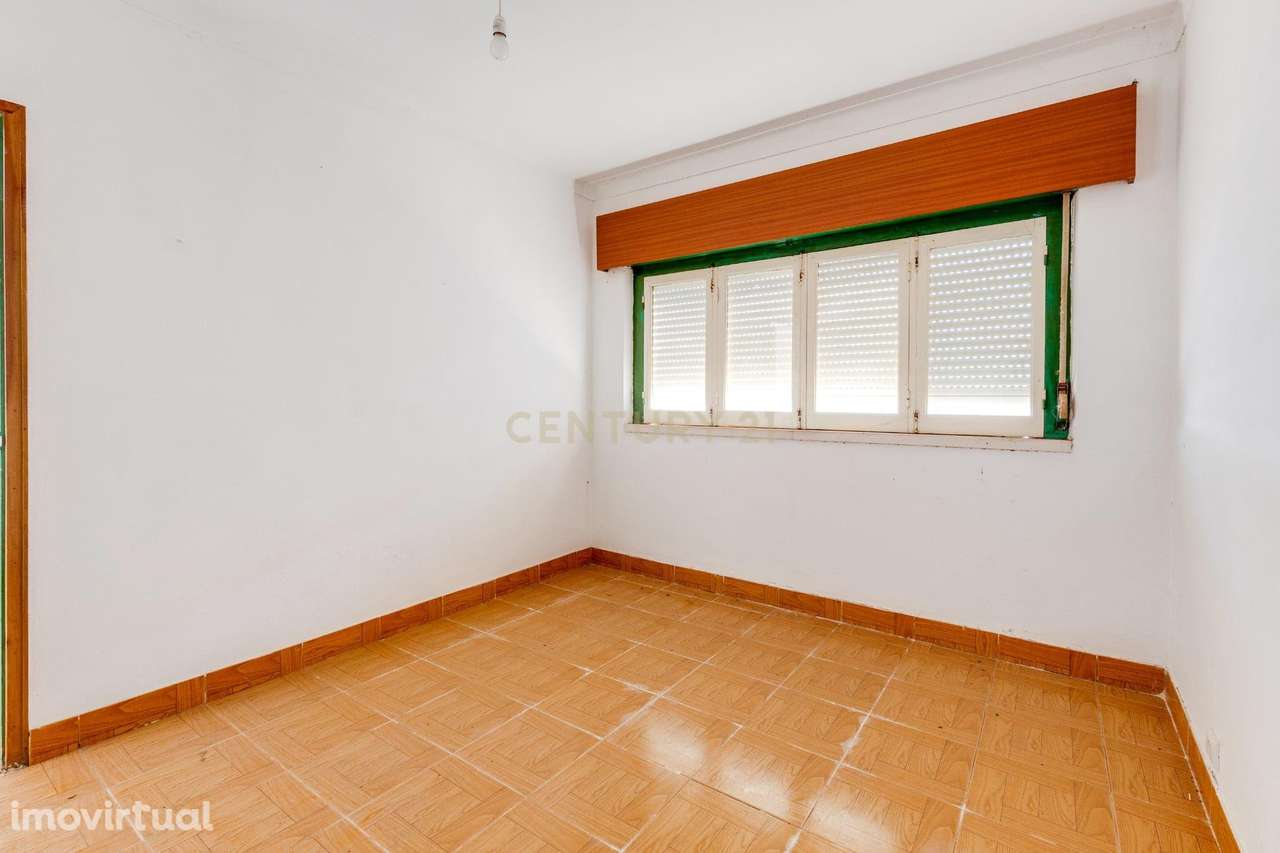 Moradia T5 ( Habitação ou investimento) - Grande imagem: 3/27