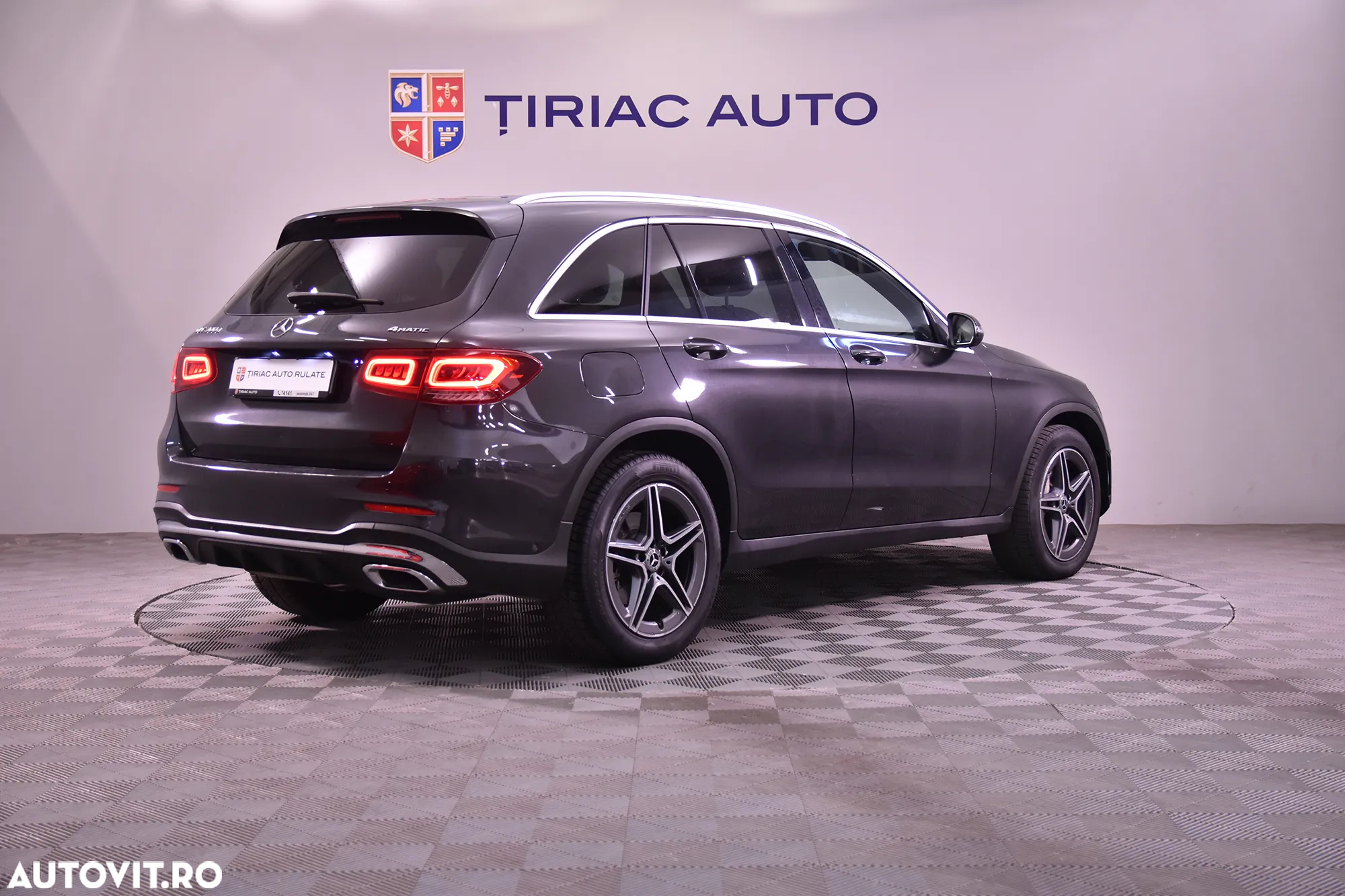 Mercedes-Benz GLC 300 d 4Matic 9G-TRONIC AMG Line - 5