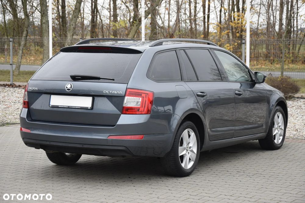 Skoda Octavia 2.0 TDI Ambition DSG EU6 - 23