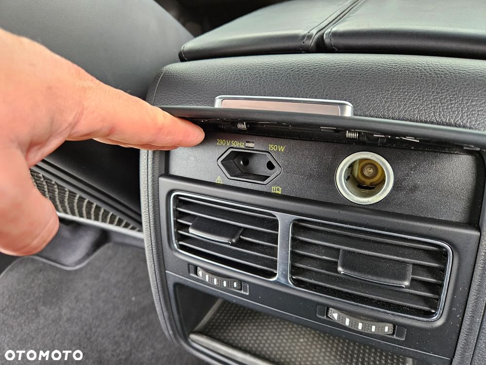 Volkswagen Touareg 3.0 V6 TDI BMT Perfectline R-Style - 23