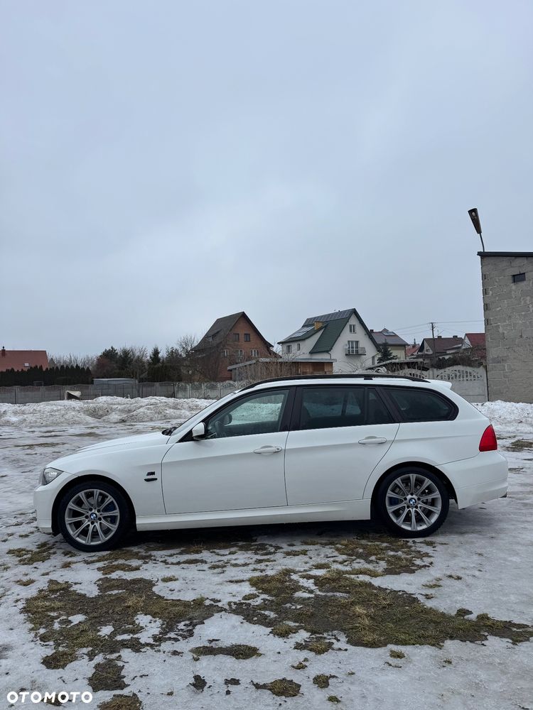 BMW Seria 3 320d - 4