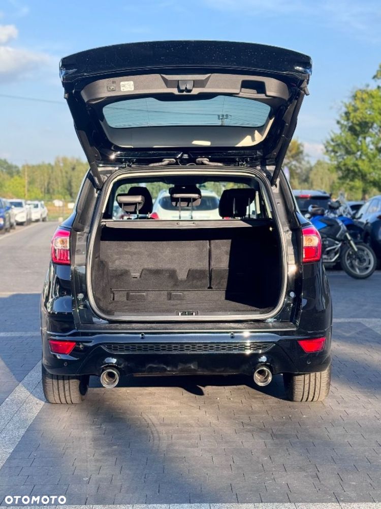 Ford Kuga - 12