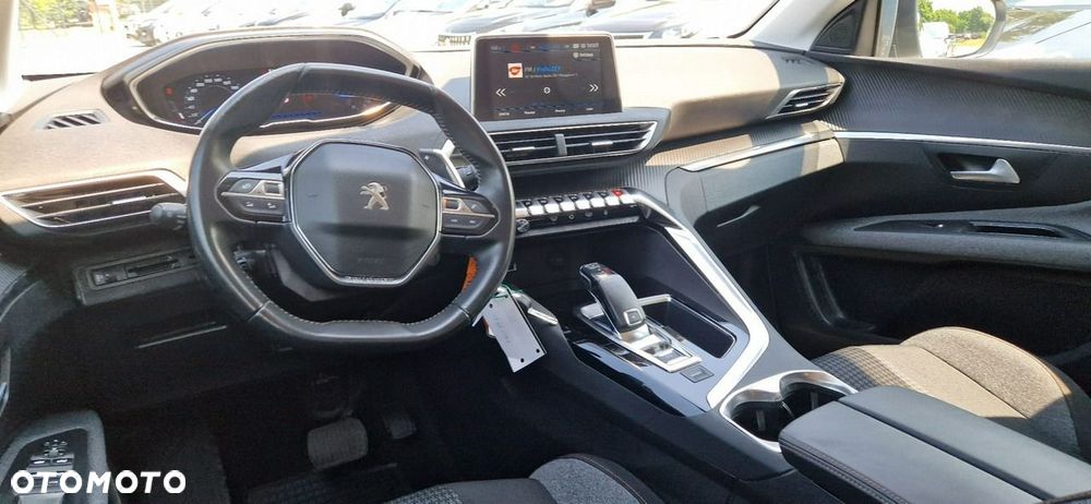 Peugeot 3008 - 22