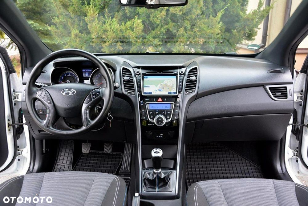 Hyundai i30 1.6 GDI BlueDrive Premium - 22