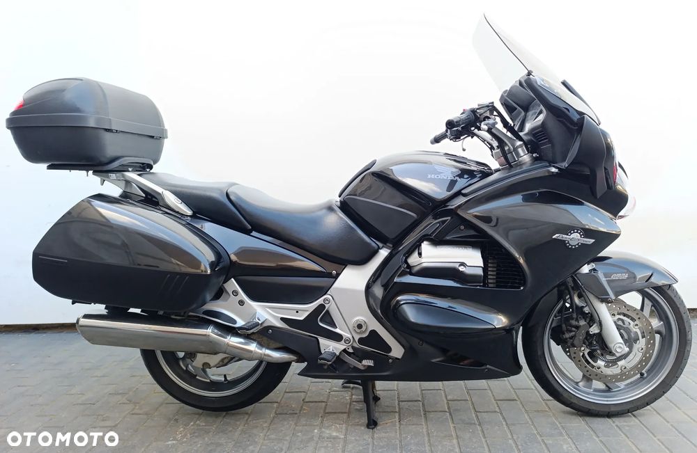 Honda ST - 7