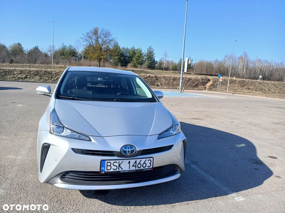 Toyota Prius Hybrid - 3