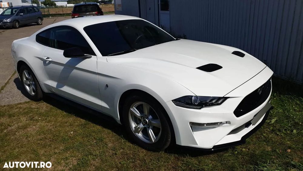 Ford Mustang - 6
