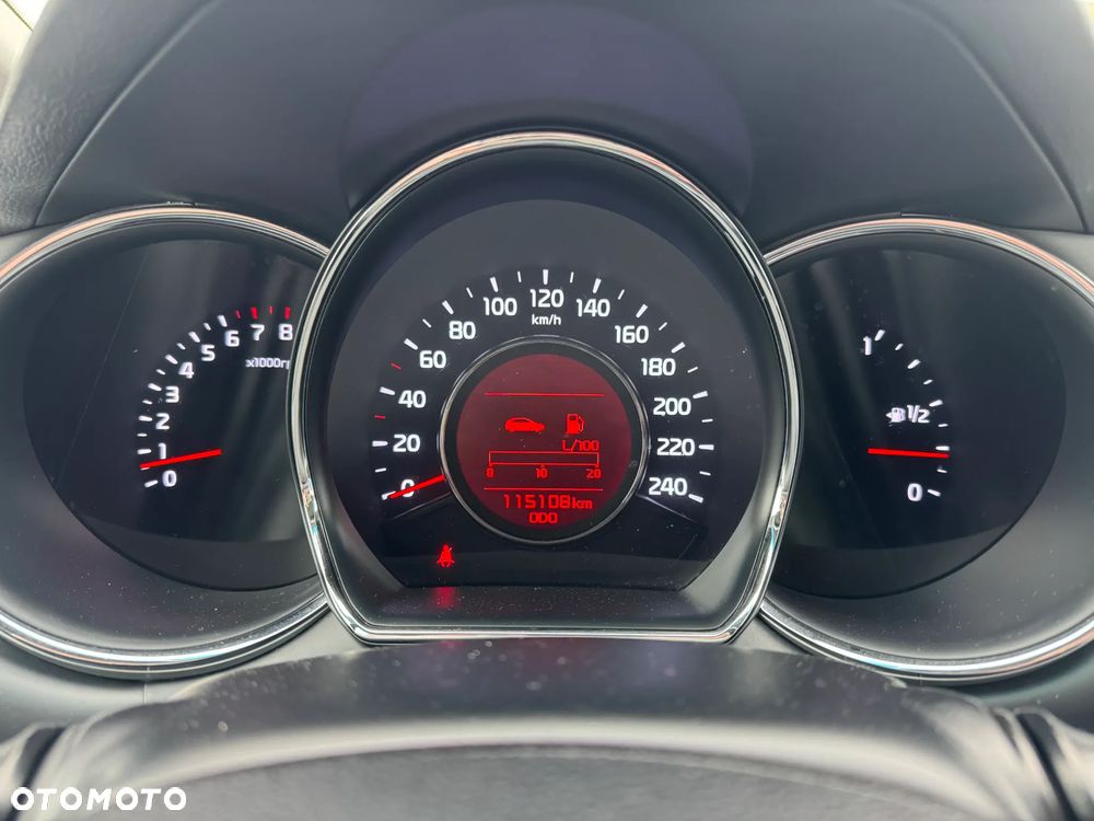 Kia Ceed 1.6 GDI Dream Team Edition - 15