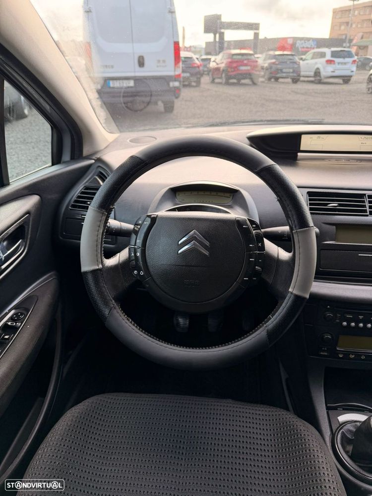 Citroën C4 1.4 16V VTR Pack - 16