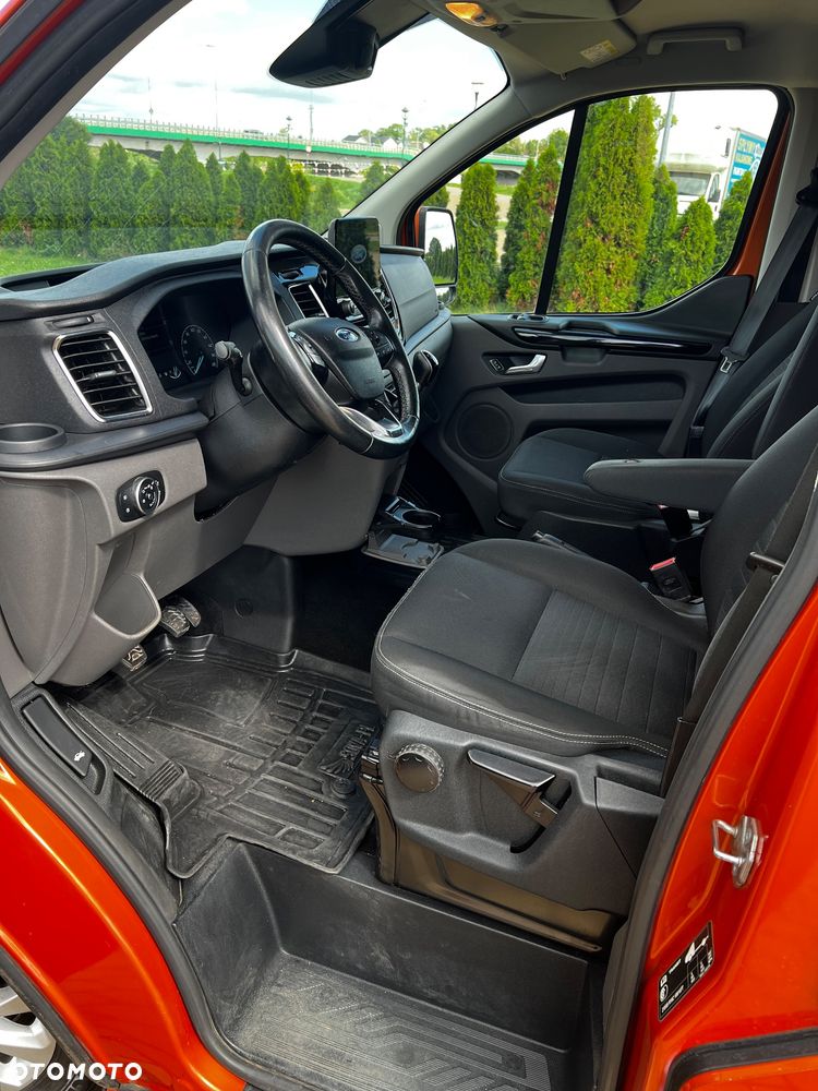 Ford Transit Custom 310 L2H1 Limited - 23