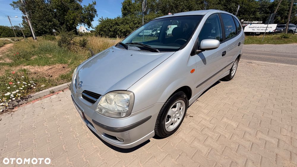 Nissan Almera Tino - 20
