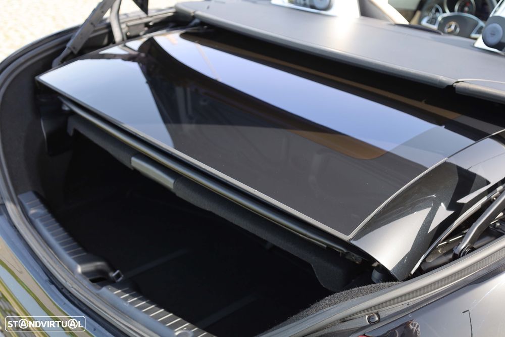 Mercedes-Benz SLC 180 - 32