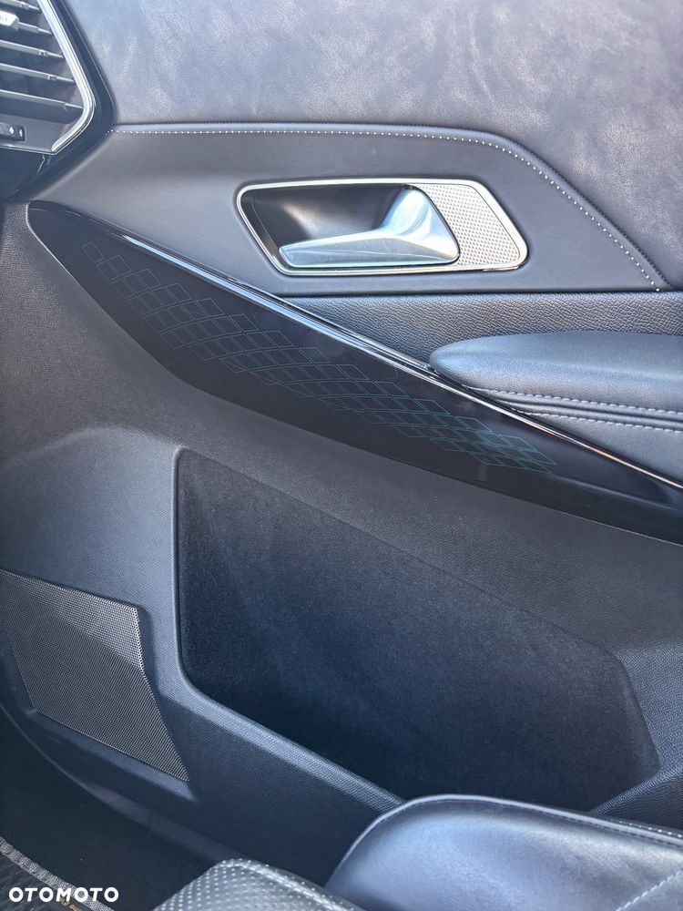 DS Automobiles DS 7 Crossback 1.6 PureTech Louvre - 17