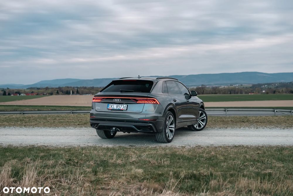 Audi Q8 SUV TFSI quattro 250 kW tiptronic S line business - 13