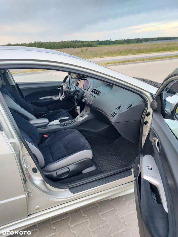 Honda Civic - 25
