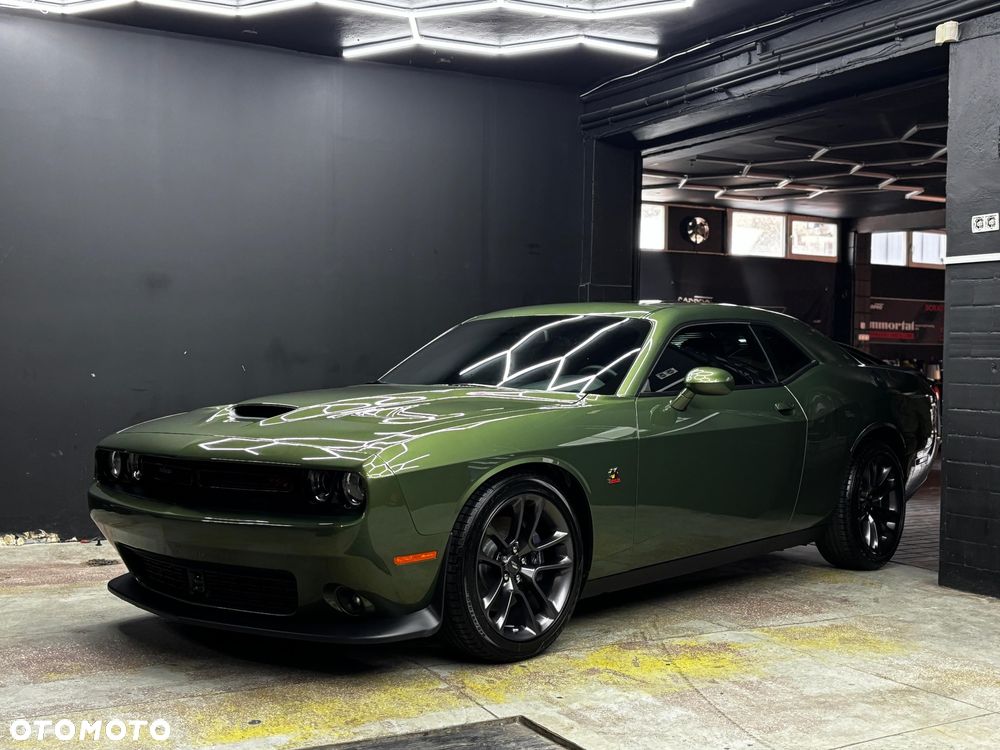 Dodge Challenger 6.4 Scat Pack - 7
