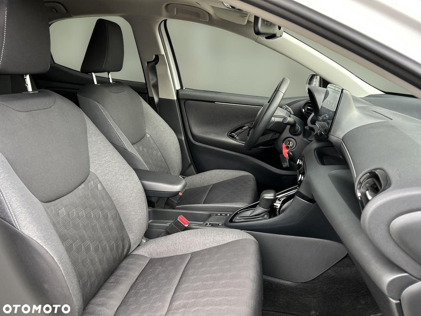 Toyota Yaris - 10