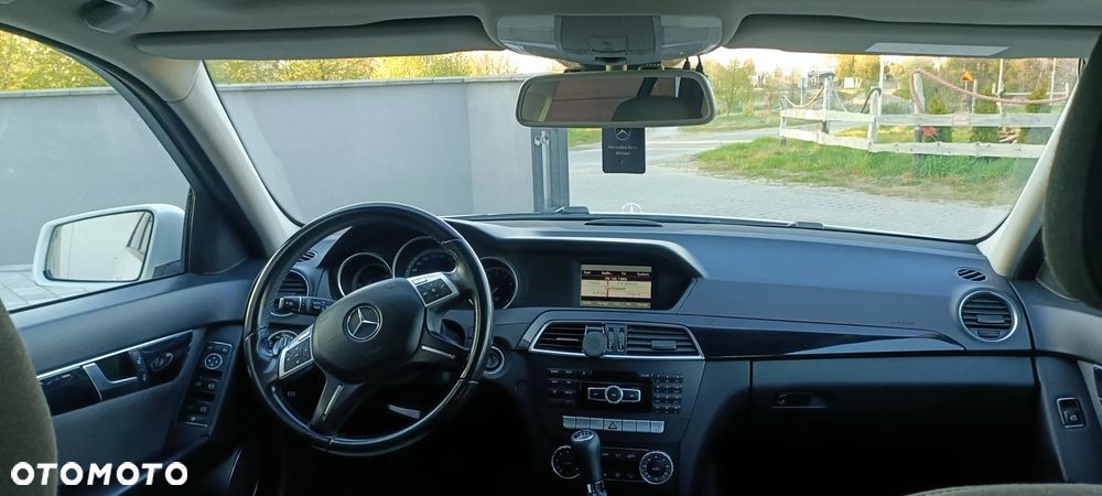 Mercedes-Benz Klasa C 180 - 15