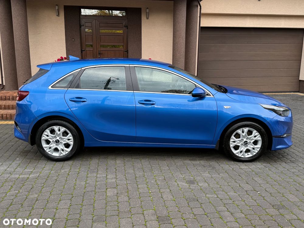 Kia Ceed 1.5 T-GDI M - 9
