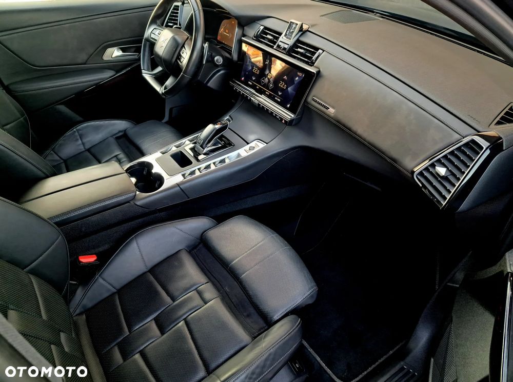 DS Automobiles DS 7 Crossback - 15