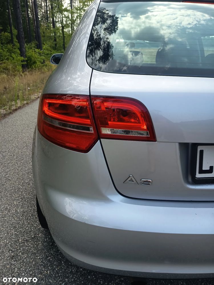 Audi A3 Sportback 1.6 Ambiente - 8