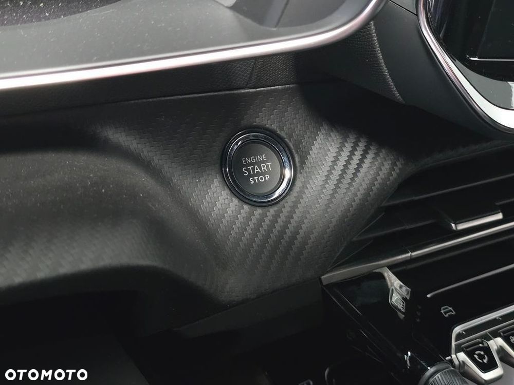 Peugeot 2008 PureTech mHEV GT Exclusive e-DCS6 - 12