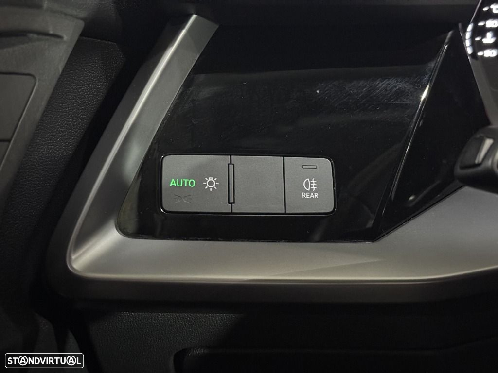 Audi A3 Sportback 30 TFSI Advanced S tronic - 9