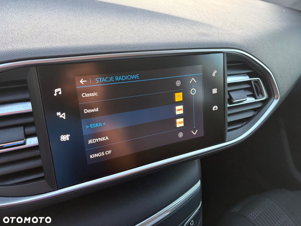 Peugeot 308 1.5 BlueHDi Allure Pack S&S - 10