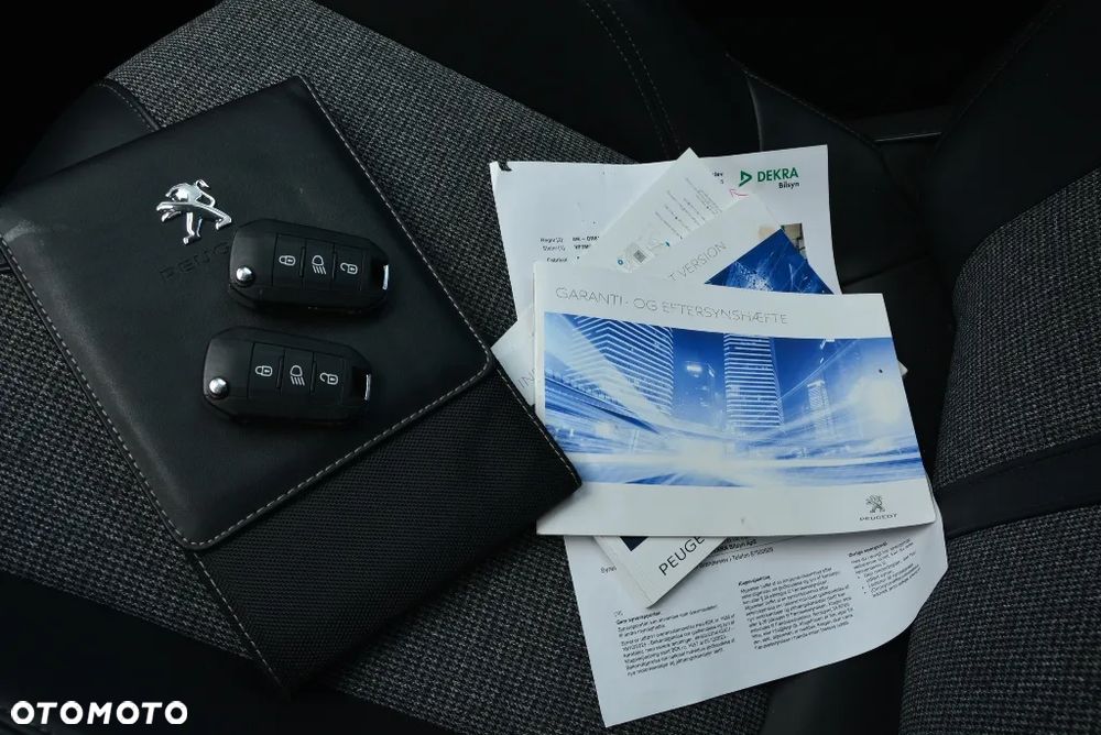 Peugeot 5008 1.6 BlueHDi Allure 7os - 17