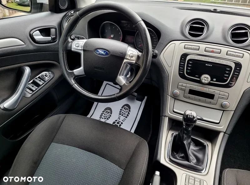 Ford Mondeo - 23
