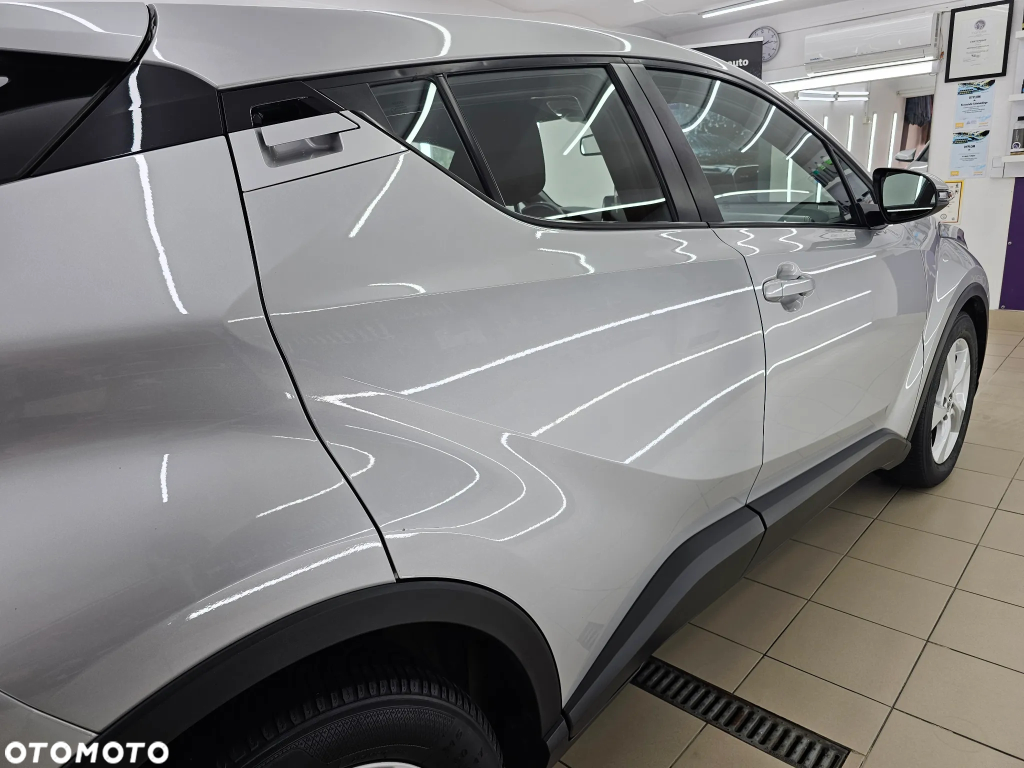 Toyota C-HR - 21