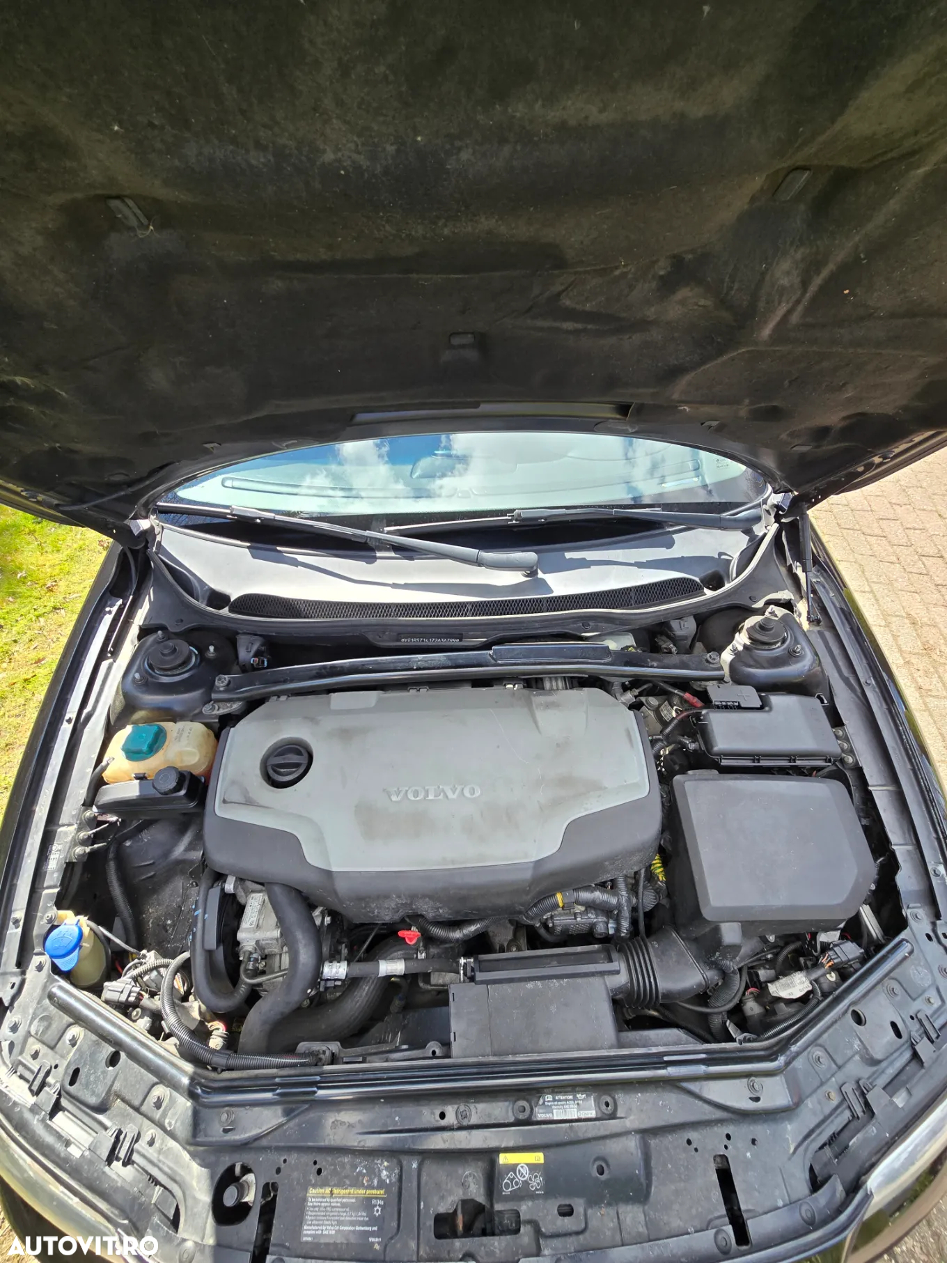 Volvo S60 2.4 D5 EDITION - 4