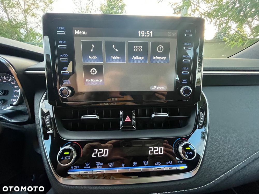 Toyota Corolla 1.8 Hybrid Comfort - 33