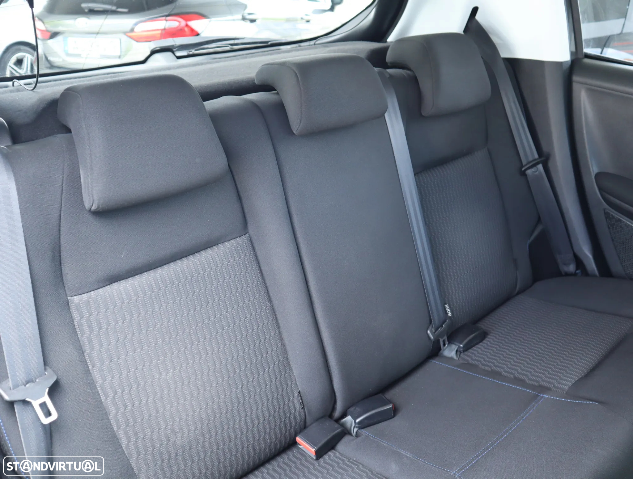 Peugeot 208 1.2 PureTech Style - 24