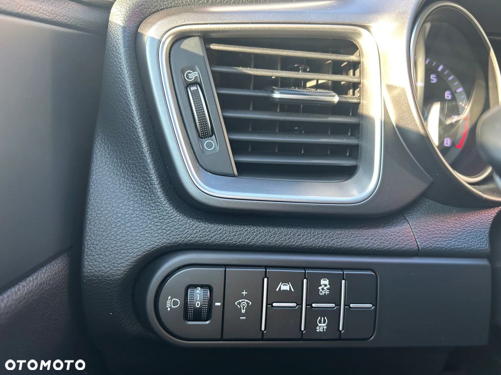 Kia Ceed 1.0 T-GDI L - 19