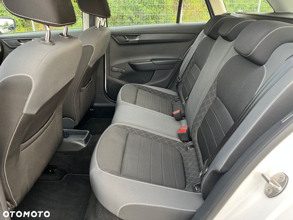 Skoda Fabia 1.0 TSI Ambition - 17