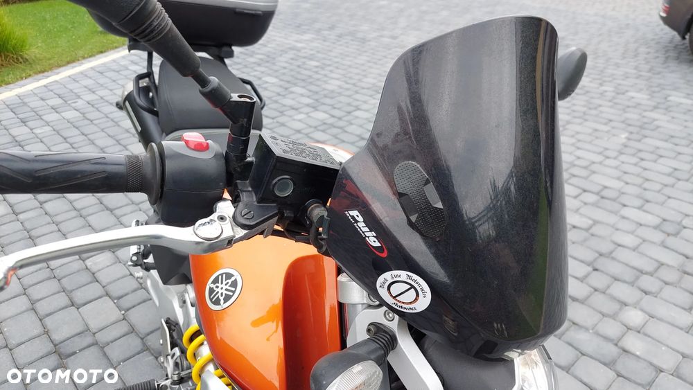 Yamaha MT - 4
