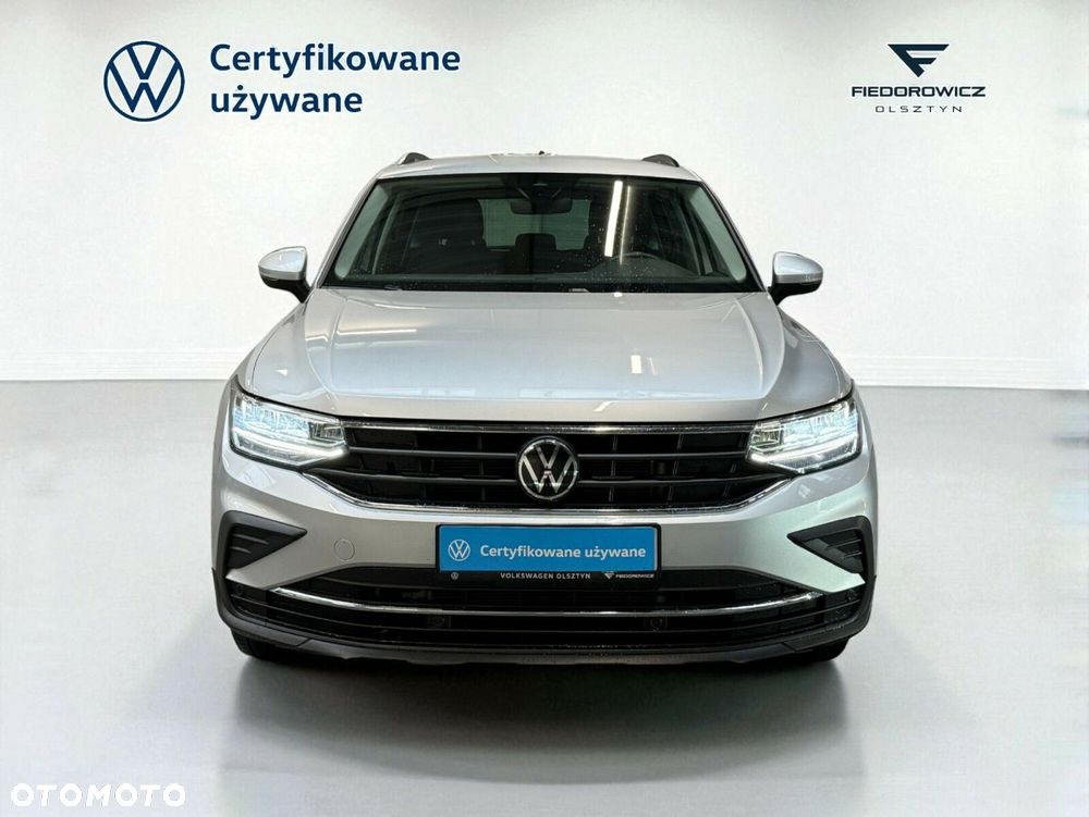Volkswagen Tiguan - 11