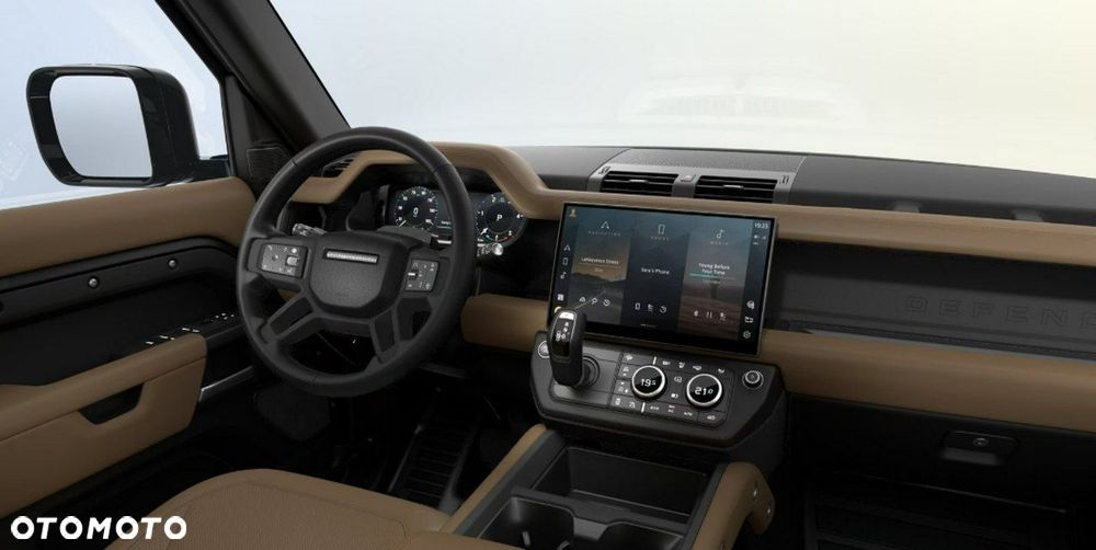 Land Rover Defender - 5