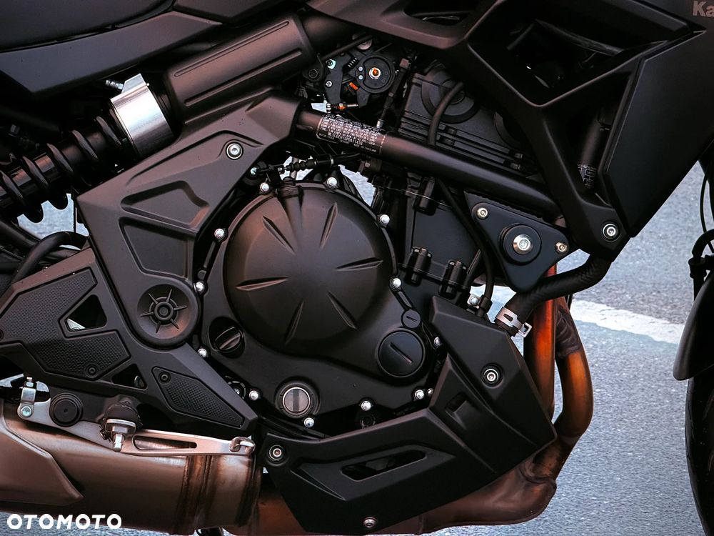 Kawasaki Versys 650 - 12