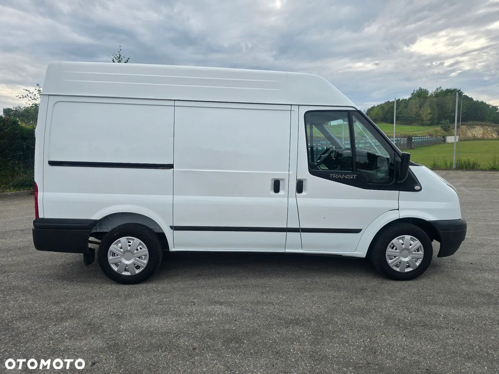 Ford Transit - 8