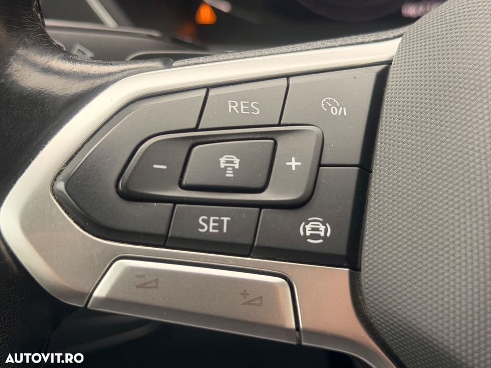 Volkswagen Tiguan - 26