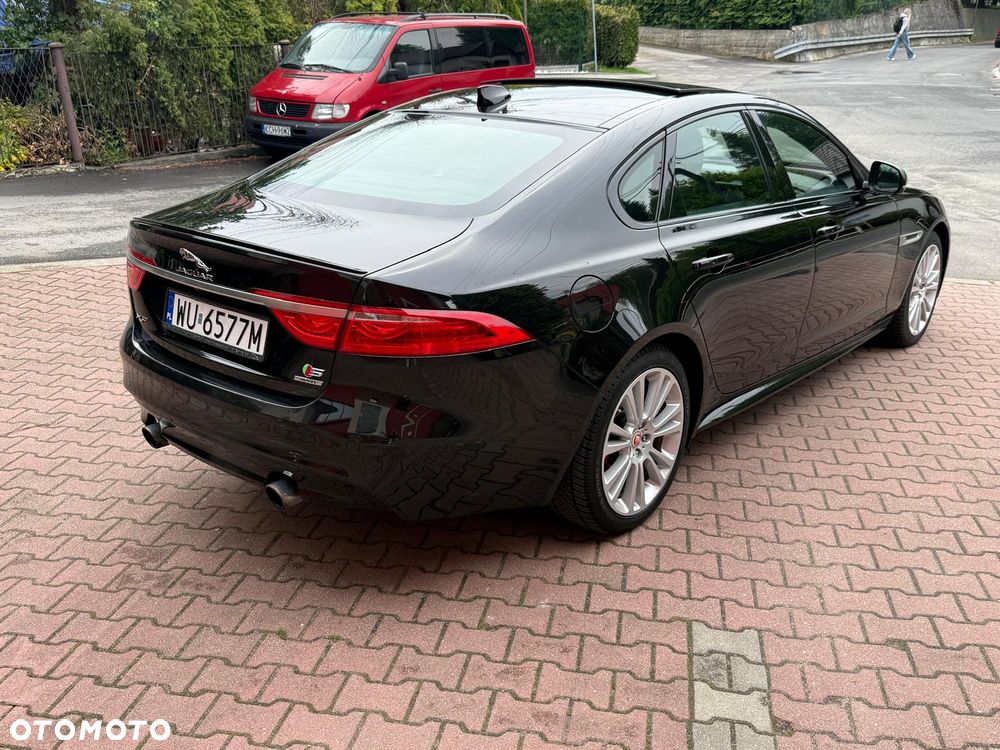 Jaguar XF S AWD - 5