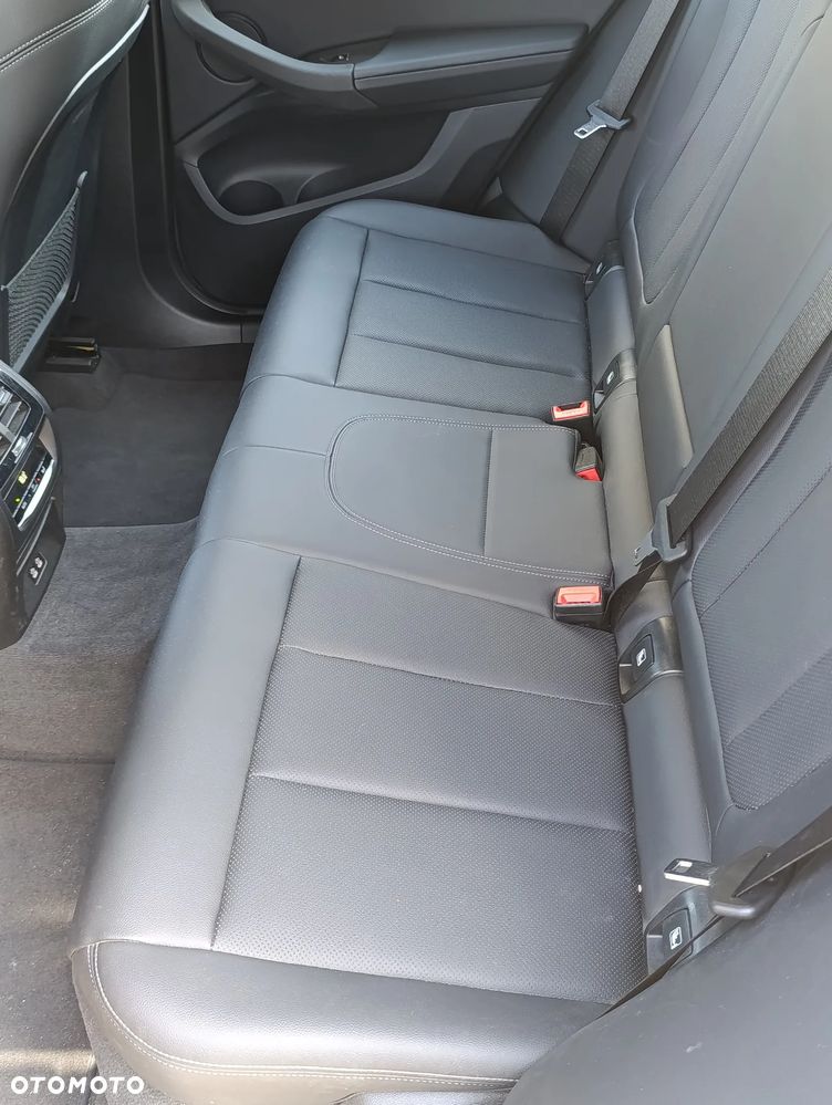 BMW X3 xDrive20d - 19