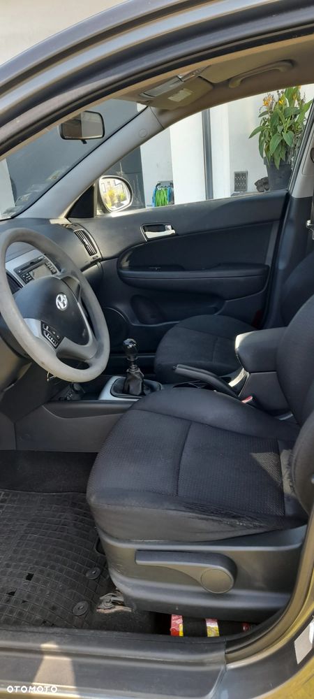 Hyundai i30 1.6 CRDi Comfort - 13
