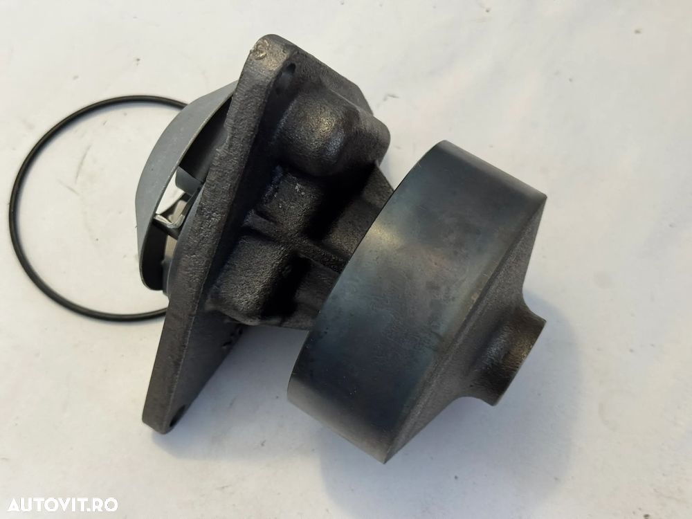 Pompa apa CUMMINS NOUA 4089647 4376359 4286293 3804927 - 4