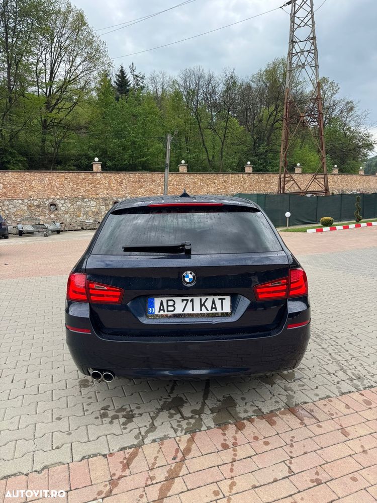 BMW Seria 5 525d xDrive - 3
