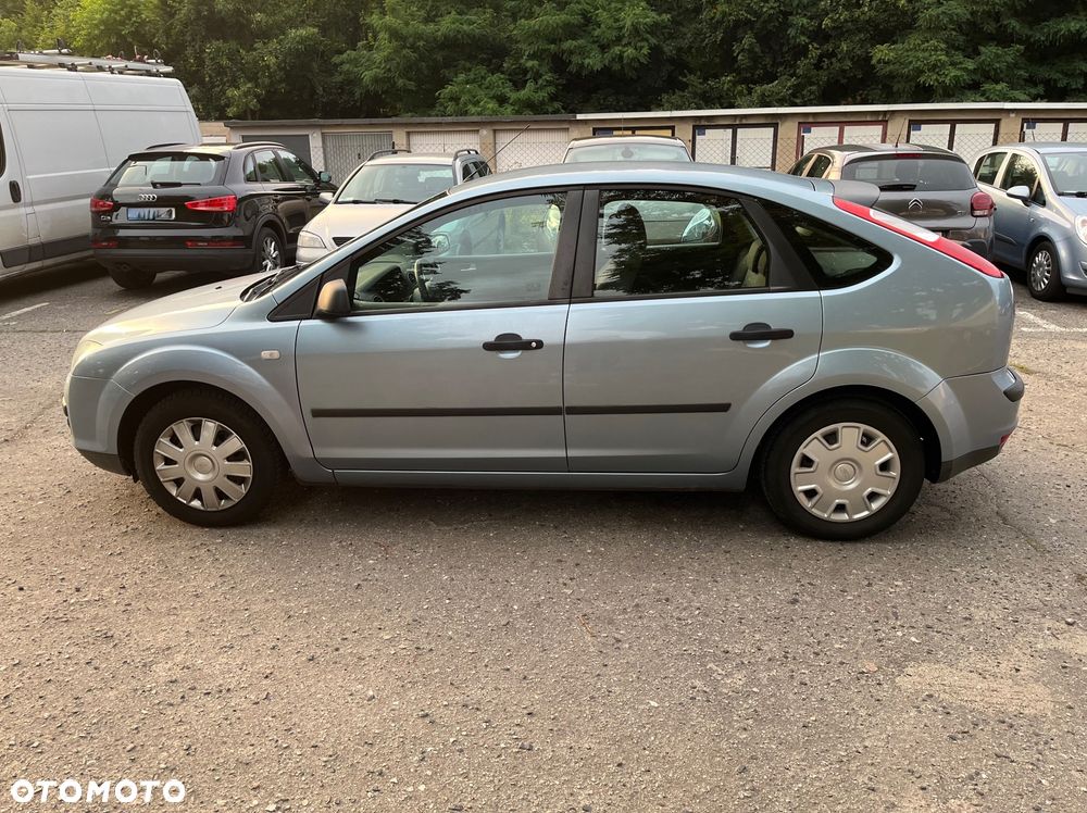 Ford Focus 1.6 Trend - 6